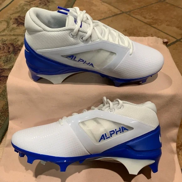 Nike Alpha Menace Pro 4 Premium Football Cleats